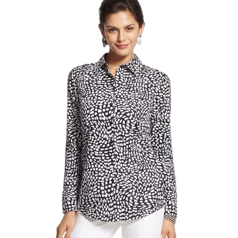 Chico’s Effortless Geo Print Chiffon Button Up Blouse Black White Longline Chic
